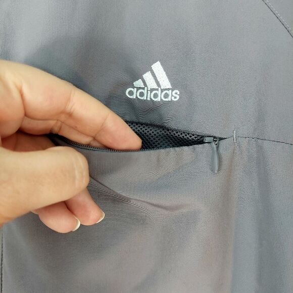 Adidas Sporty Gray Climalite Lightweight Windbreaker Jacket w/ Pockets Sz XL - Picture 4 of 15